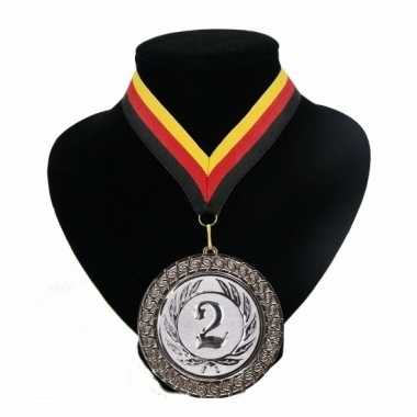 Medaille nr. 2 halslint rood geel zwart