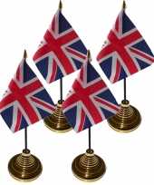 6x stuks tafelvlaggetjes groot brittannie op voet van 10 x 15 cm