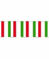 Papieren vlaggenlijnen hongarije
