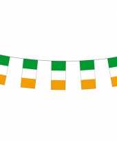 Papieren vlaggenlijnen ierland